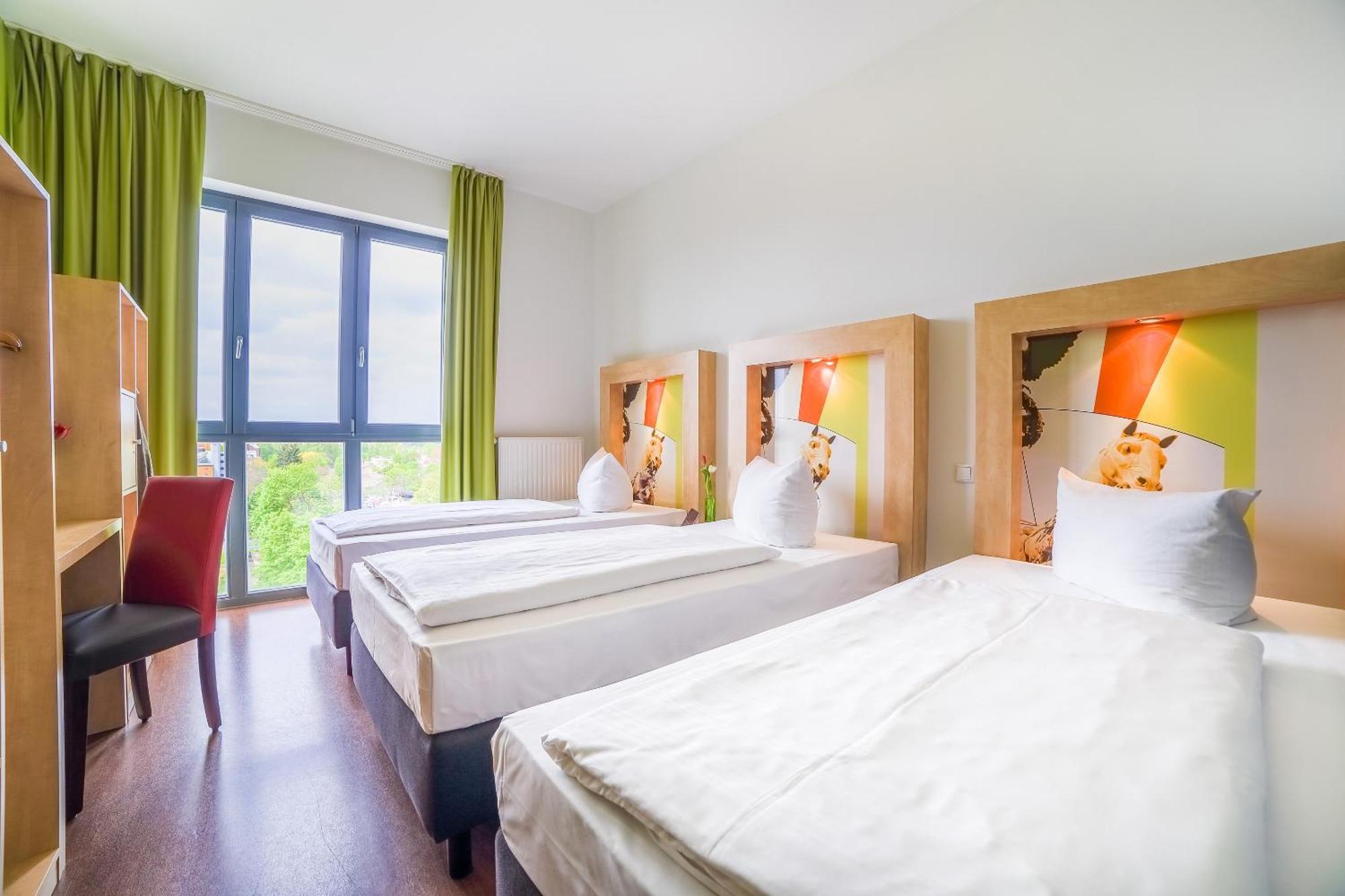 H+ Hotel 4Youth Berlin Eksteriør billede
